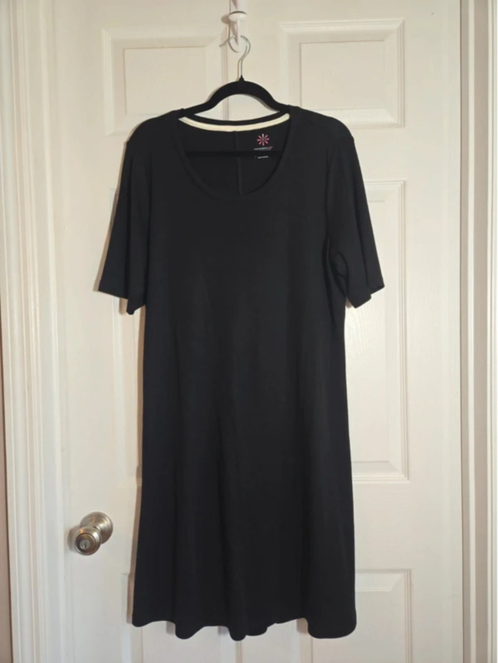 Issac Mizrahi black tshirt dress size large